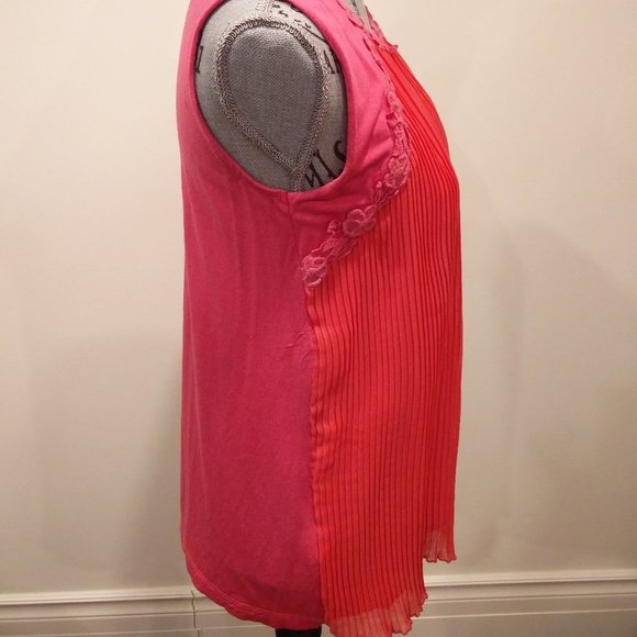 Edit by Jeanne Beker Coral Sleeveless Crepe Pleated Blouse - Picture 6 of 11